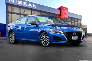 2025 Nissan Altima