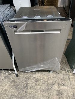 Maytag dishwasher in stainless steel new open box