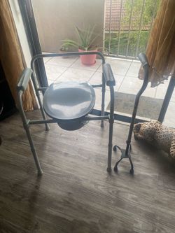 Commode y bastón de 4 patas