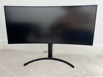 LG UltraWide Curved Computer Monitor 34”