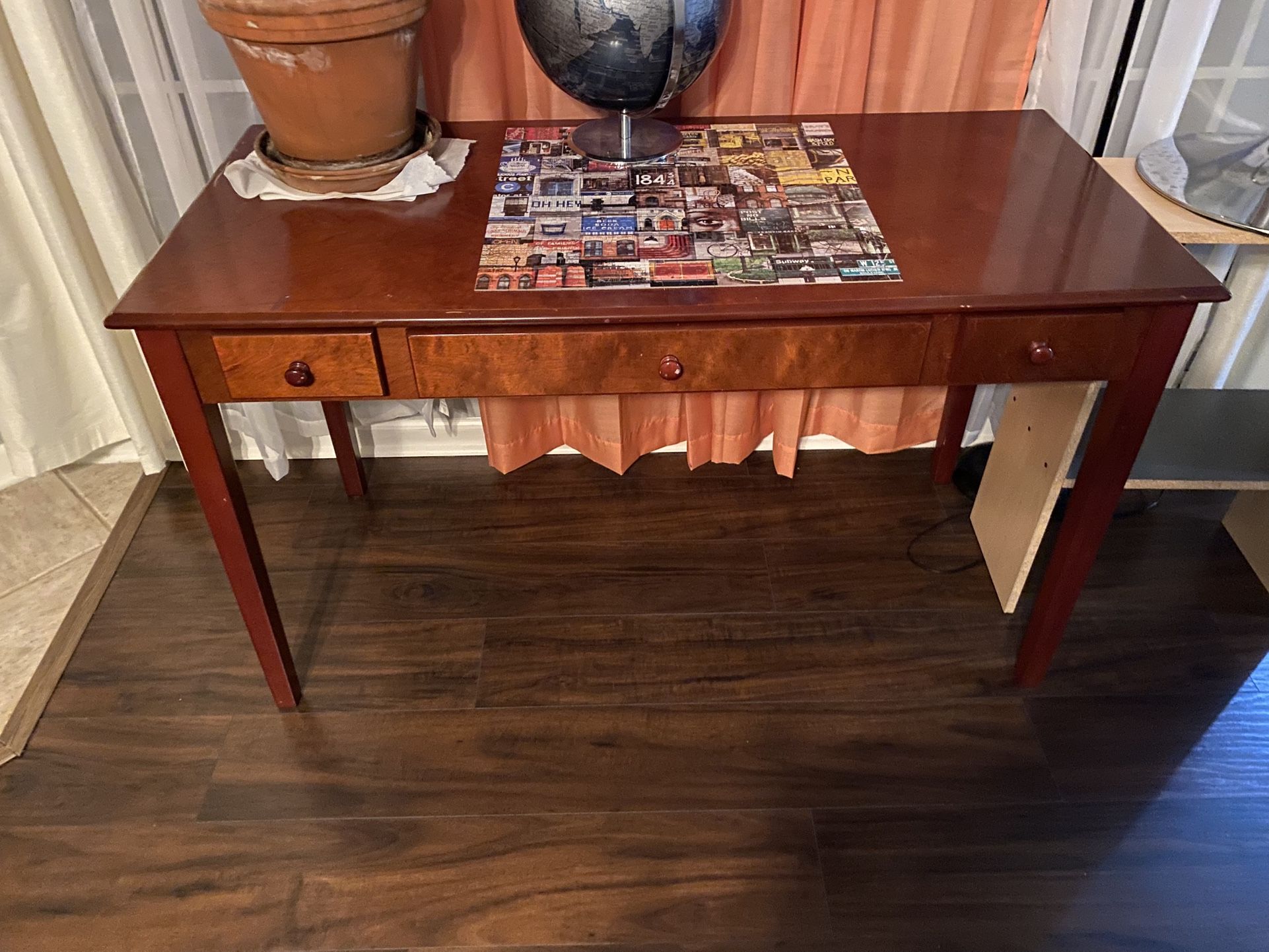 Table With 3 Functioning Drawers