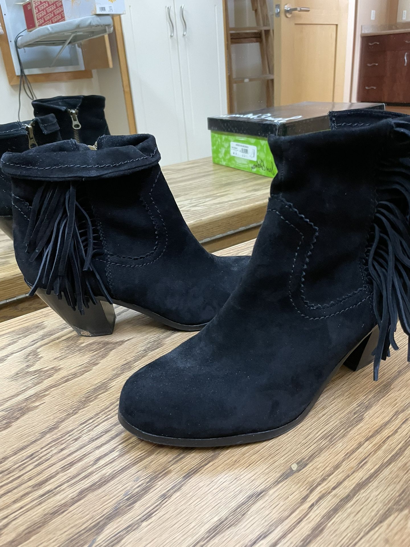 Womens Suede Black Boots