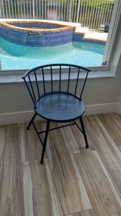 Black metal chair need gone asap