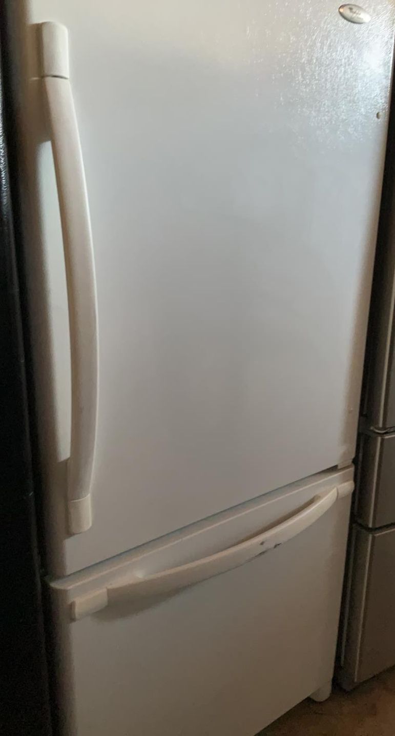Whirlpool Bottom Freezer White Refrigerator