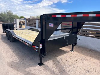 Gooseneck trailer Equipment drive over fender 102”x24’