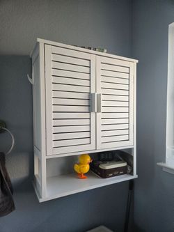 Over the toilet storage white cabinet 23×29