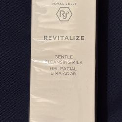 Jafra Royal Revitalize Gentle Cleansing Milk