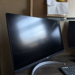 LG 27” 4K IPS UHD Monitor – (Open Box, HDR, FreeSync)