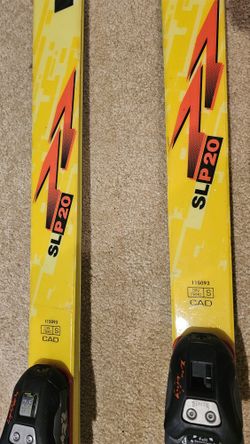 Old school P20SL Volkl Slalom Racing Skis with Marker MRR turntable bindings