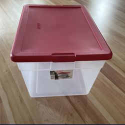 Sterlite Chistmas Storage Box (56Qt)