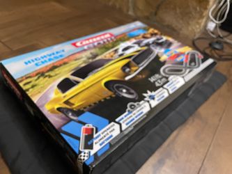 Carrera Go  1/43 Slot Car Racing Track