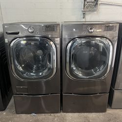 🧺✨ LG Electric Washer & Dryer Set with Pedestals – Square Door Design