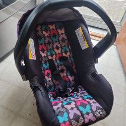 Baby Trend Car Seat 