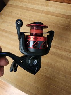 Penn Fierce III 4000 spinning reel is like new