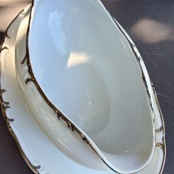 Vintage Fashion Manor Angelique gravy boat made in Japan