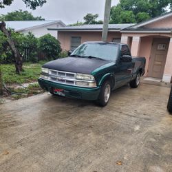 1999 Chevrolet S-10