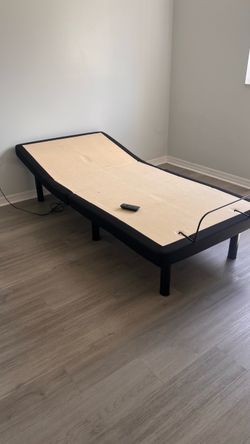 Twin adjustable bed