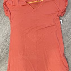 New ~ Women’s “Nightgown (Size: Medium