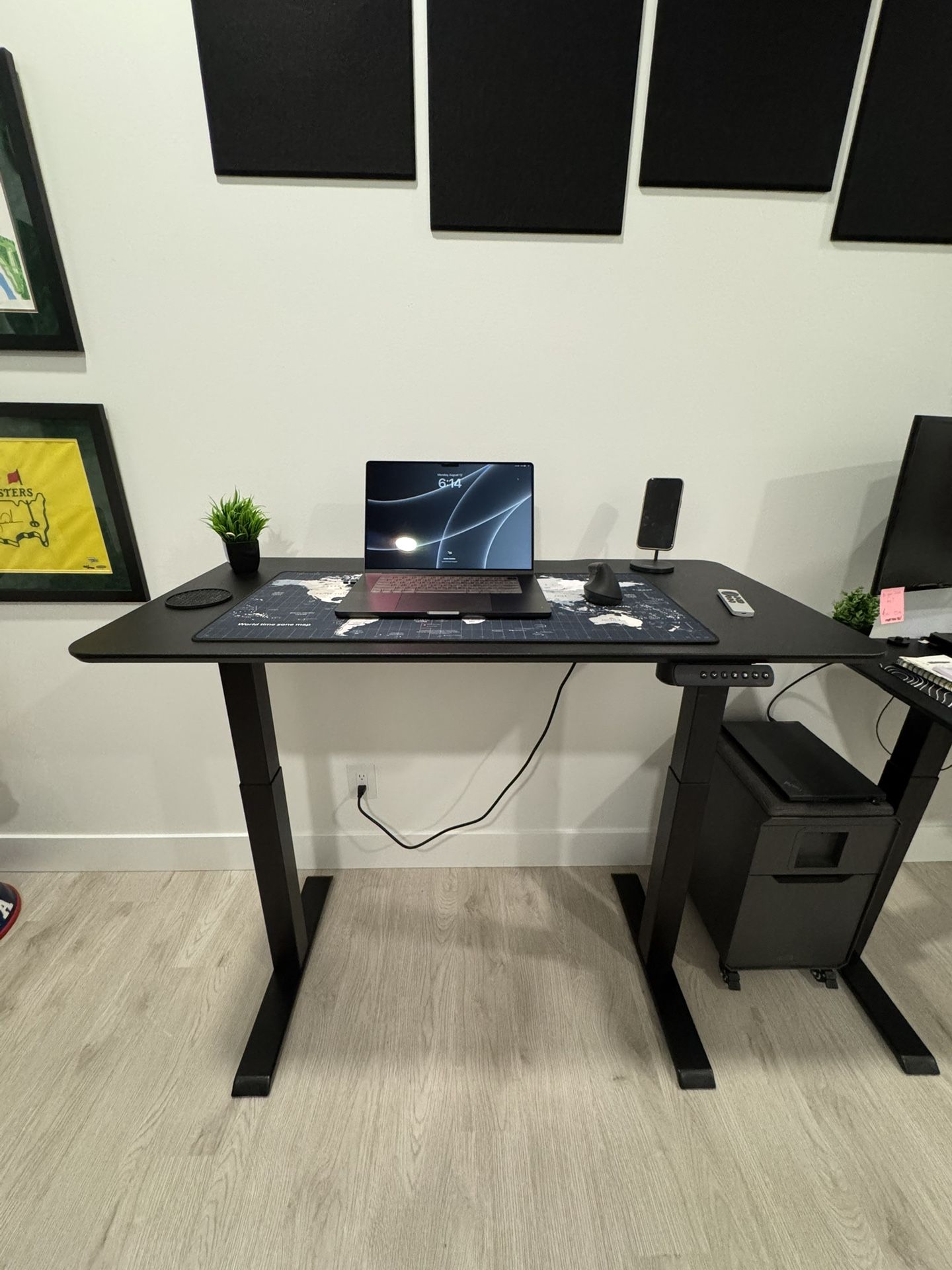 48x24 Vari Standing Desk