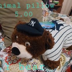 Animal Pillow NY Yankees 