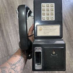 Old School Phone! 