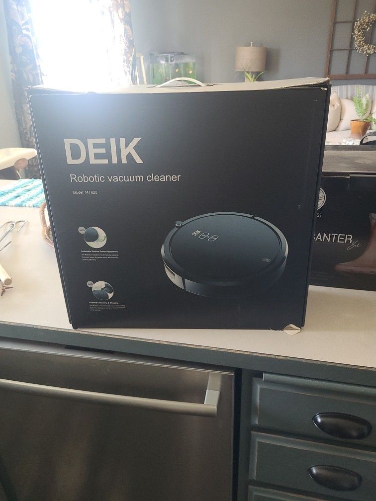 Deik Robotic Vacuum Cleaner 