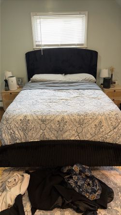 Black velvet full size bed