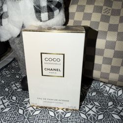 CHANEL PARIS (COCO MADEMOISELLE)