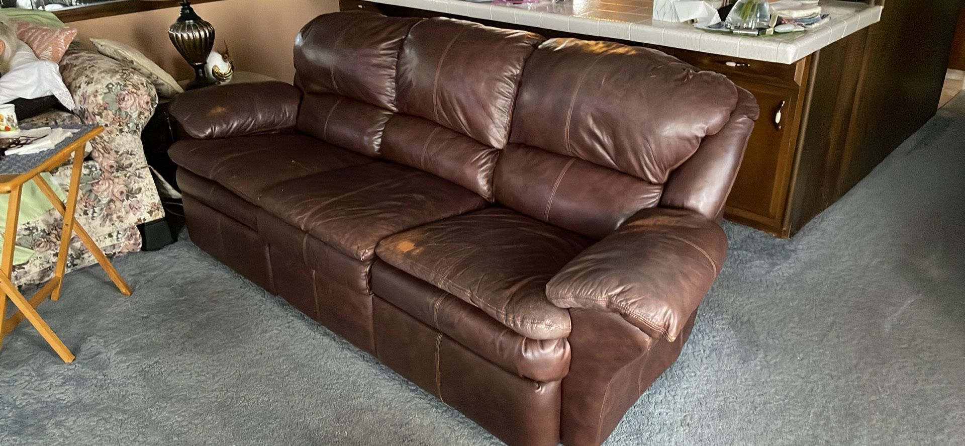 FREE Leather Couch – Dark Brown – 2 Recliners