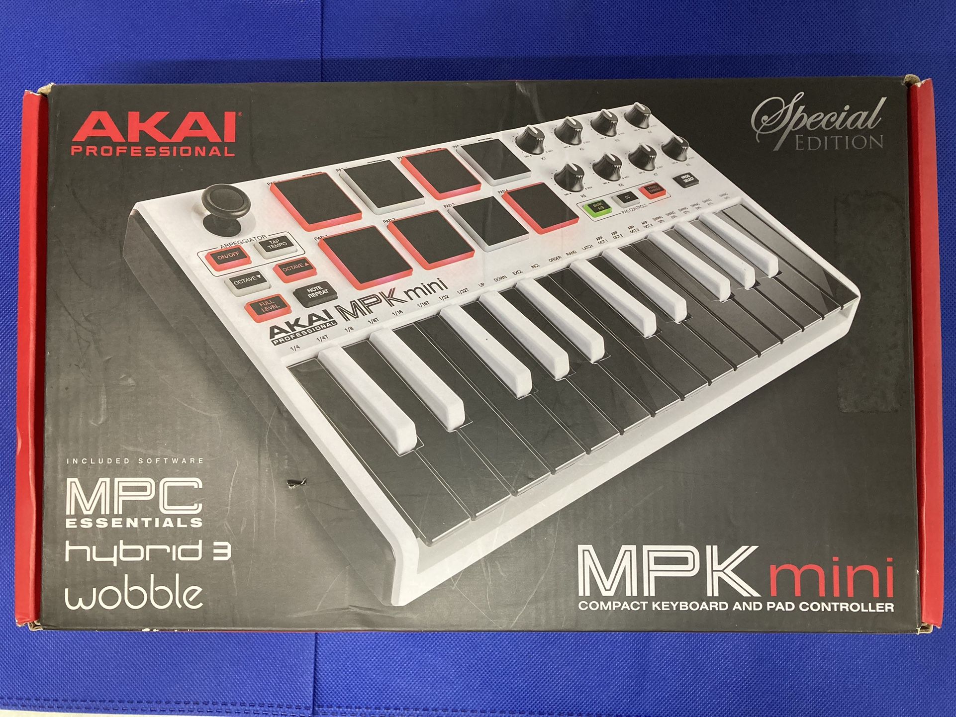 Akai Professional MPK Mini MIDI Controller