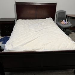Chestnut Full Size Bedroom set