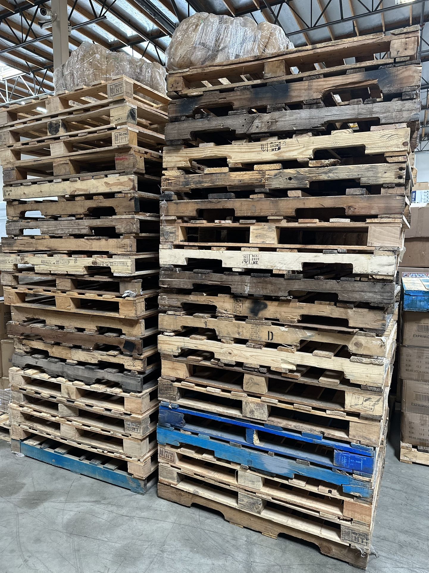 48x40 Wood Pallets for Sale in Montclair, CA OfferUp