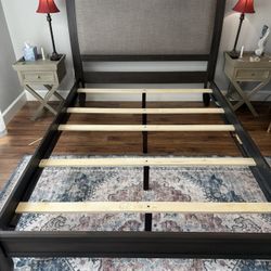 Queen Bedframe & Premium Adjustable Base