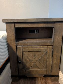 Side Table with Plug