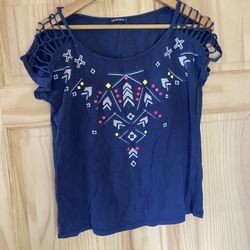 Terranova Cut-Out Shoulder Tee | Size S 