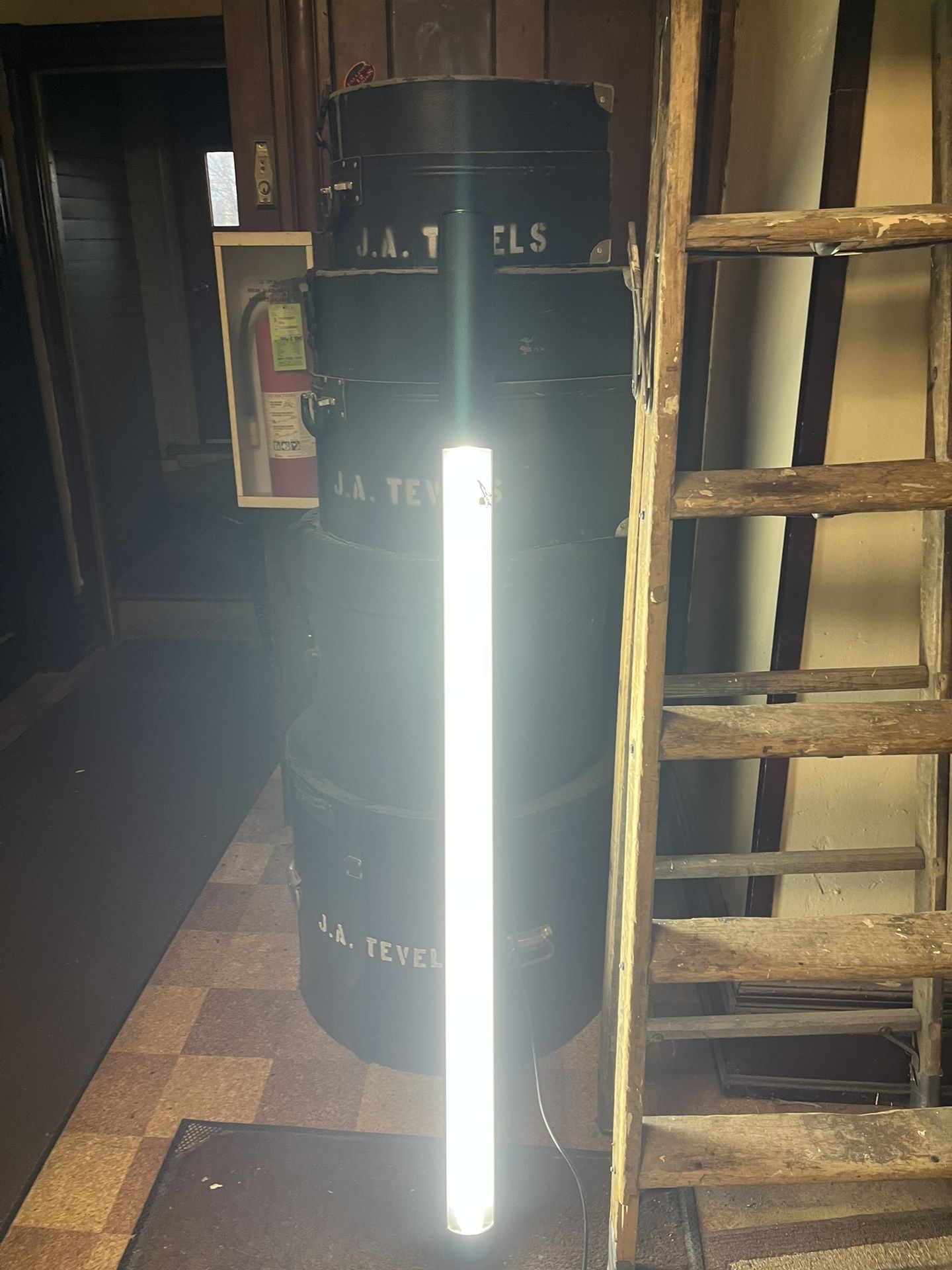 LED GLObal Light BAR