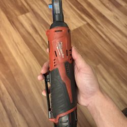 Milwaukee 1/4 impact ratchet m12