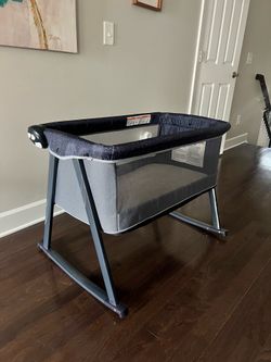 Monbebe Rocking Baby Bassinet