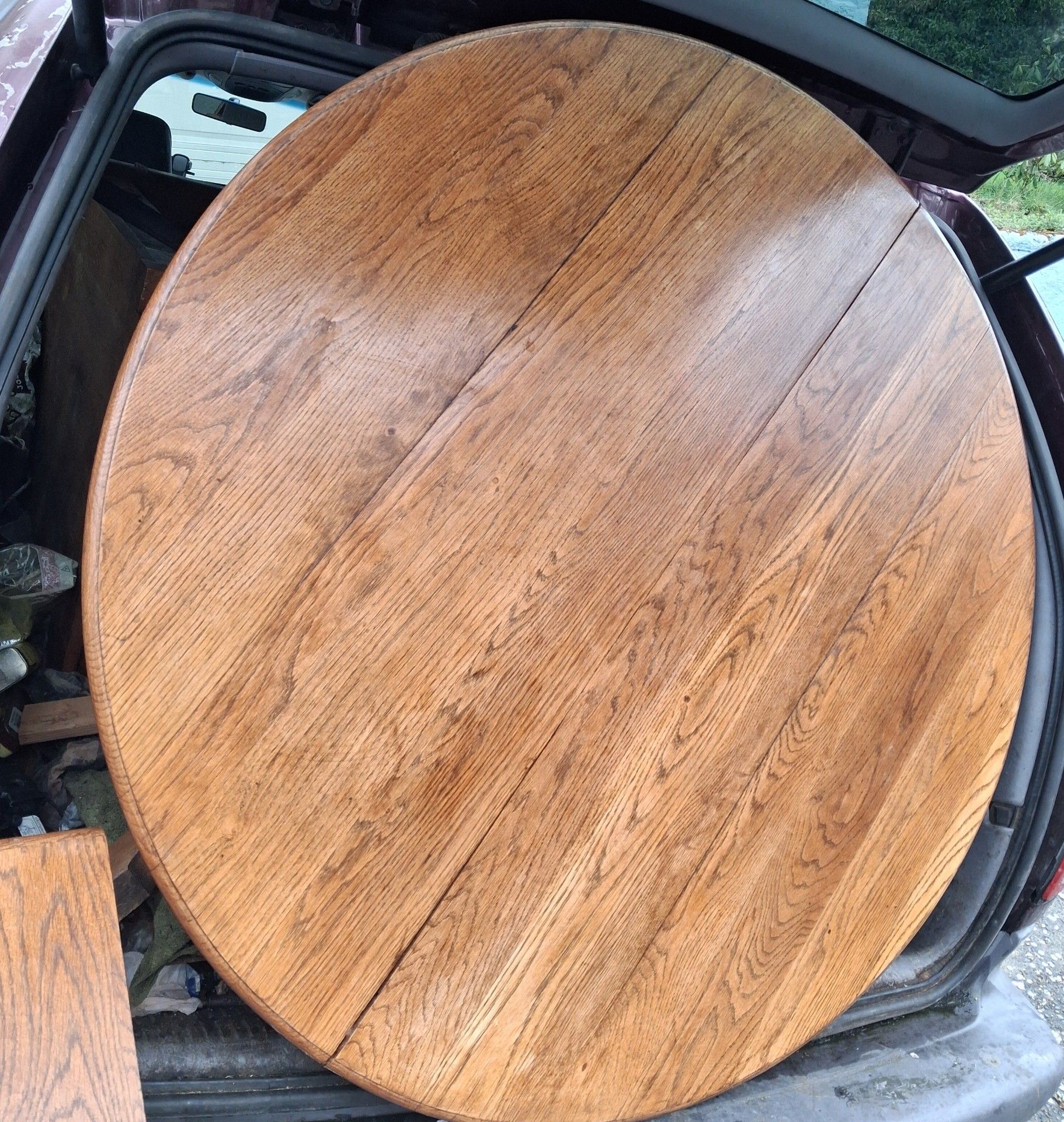 Dining Table with pedestal base and 2 leaves