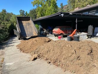Free clean dirt