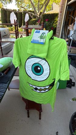 Disney Pixar Monsters Inc Mike Wazowski T-Shirt & Beanie Combo