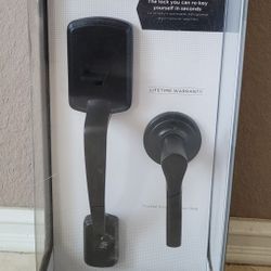 Kwikset Henley Matte Black Front Door Handleset Lock 