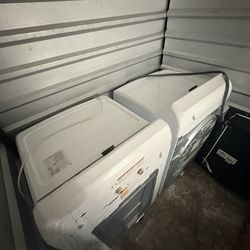 Insignia Washer & Dryer Set