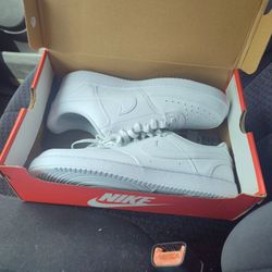 Air Force Ones Low White