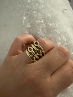 ✨ 10K Gold Women’s Ring ✨