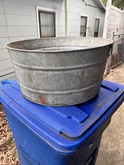 24 inch galvanized tub vintage