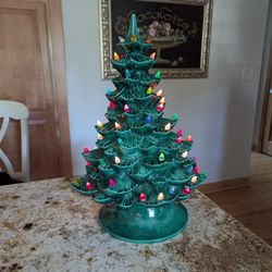 Arnels Ceramic Tree 