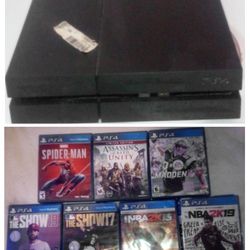 Sony PlayStation 4 Console + 7 PS4 Games 
