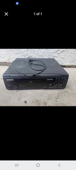 Pioneer CLD-1730K CD/CDV/LD Laser Karaoke LaserDisc player.