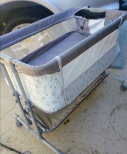 3-in-1 Baby Bassinet and Bedside Sleeper